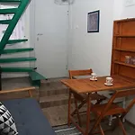 Charming Studio In The City Center Apartment *