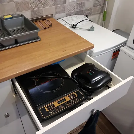 Charming Studio In The City Center Апартаменти *