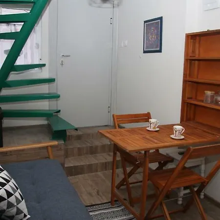 Charming Studio In The City Center Apartment *