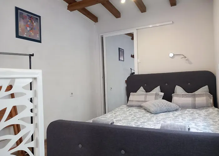 Charming Studio In The City Center *